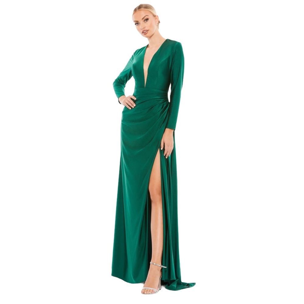 IEENA FOR MAC DUGGAL Plunging Illusion Neck Long Sleeve Emerald Evening Gown 2
